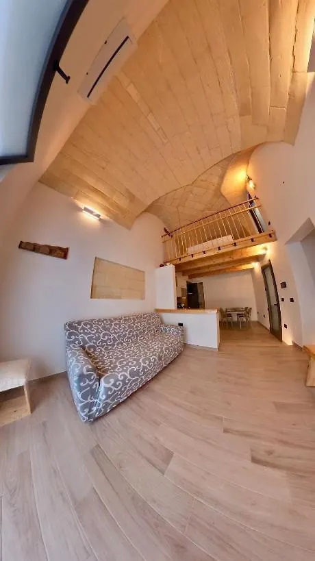 Lecce Casa Leonardo Apartment
