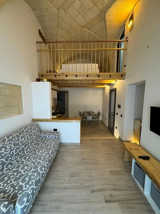 Lecce Casa Leonardo Apartment
